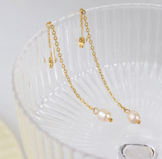 PEARL CHARM DANGLING EARRINGS