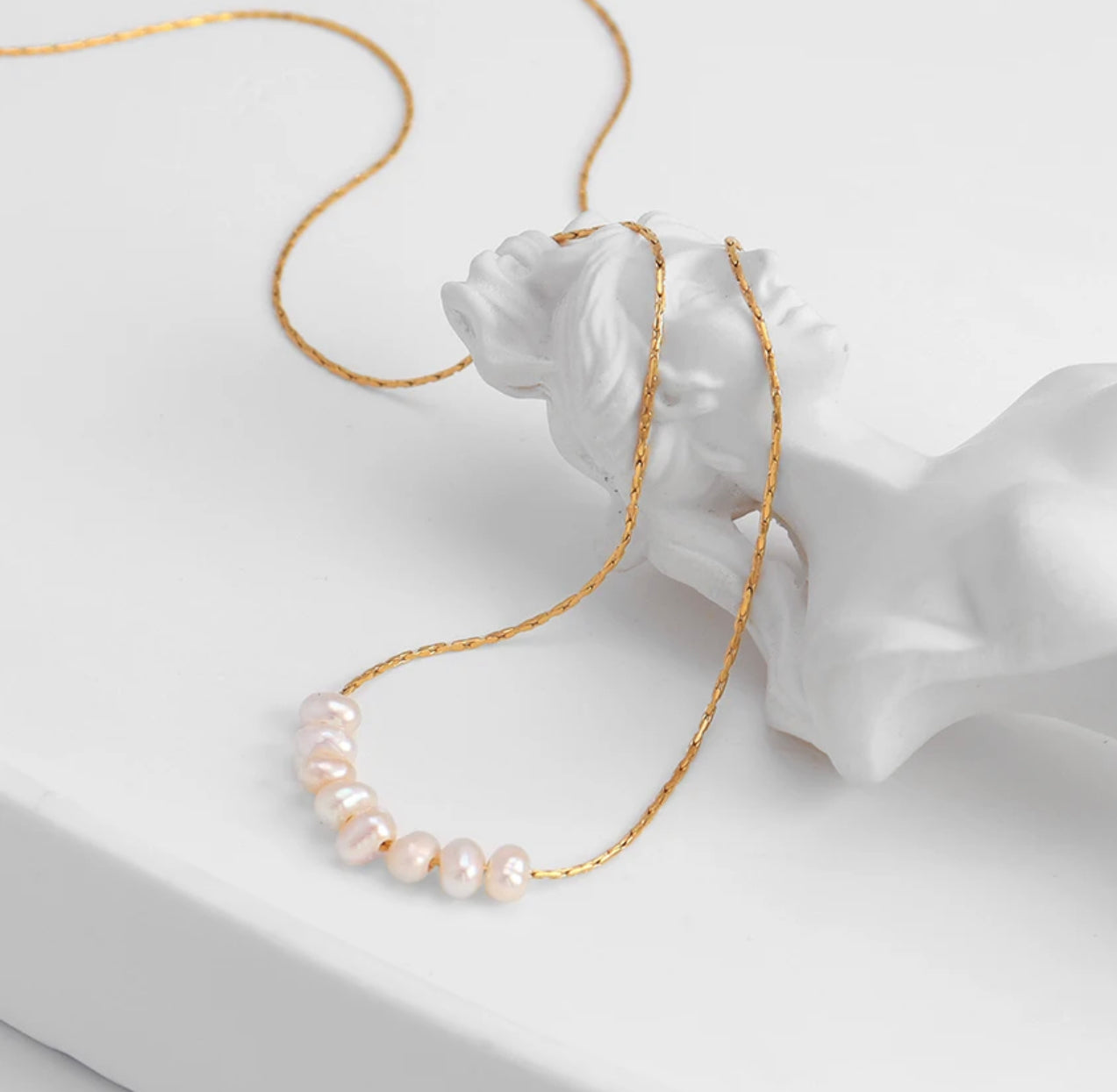 PEARL DELICATE CHOKER