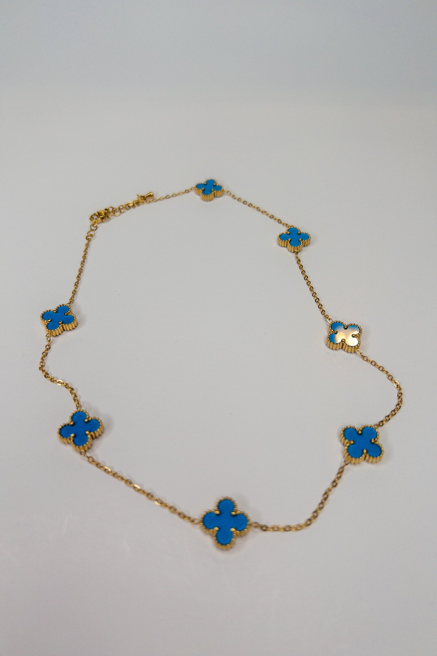 MULTI CLOVER NECKLACE