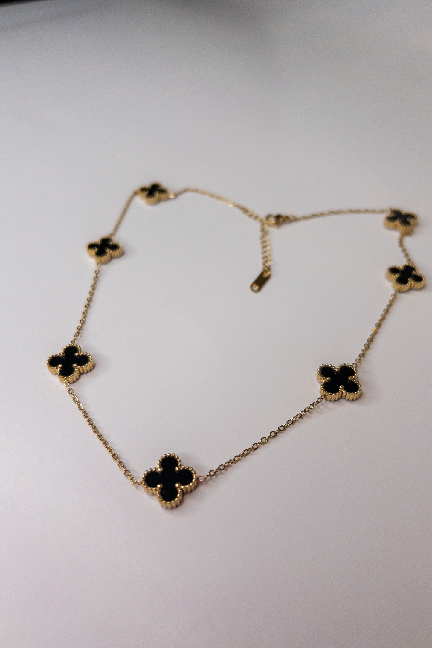 MULTI CLOVER NECKLACE