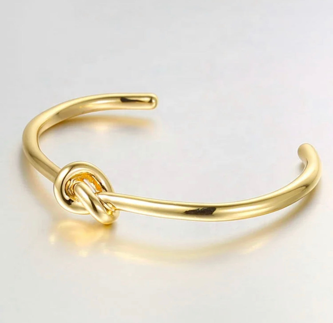 NUDO BANGLE