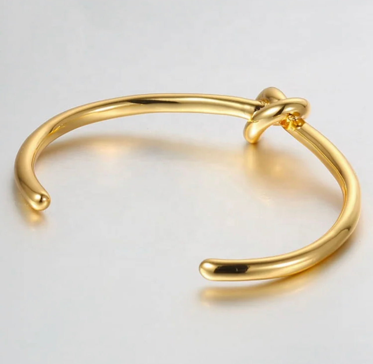 NUDO BANGLE